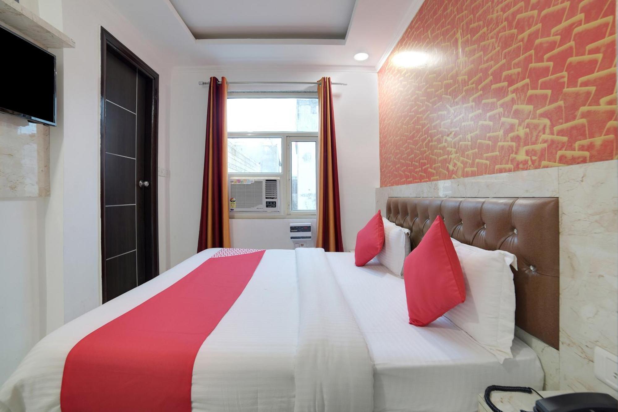 Hotel O Kanak Palace Yeni Delhi Dış mekan fotoğraf